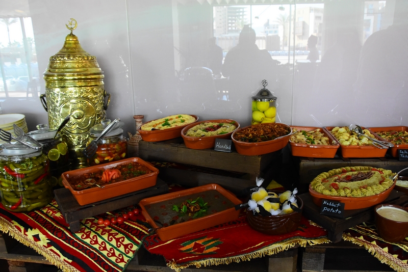 Sunday Brunch at Kempinski Summerland